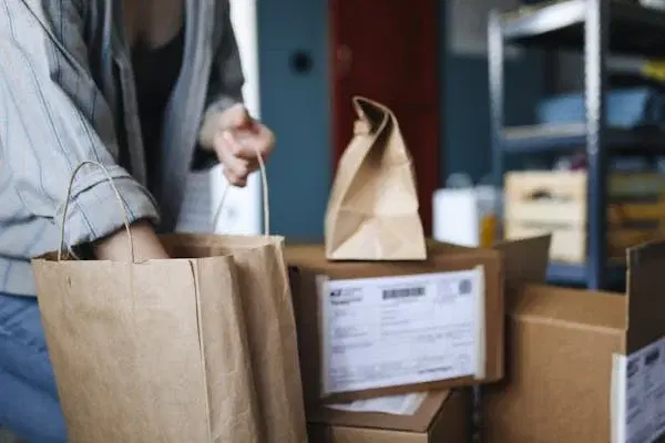 How to Manage Your Delivery Orders Smartly with Food Market Hub