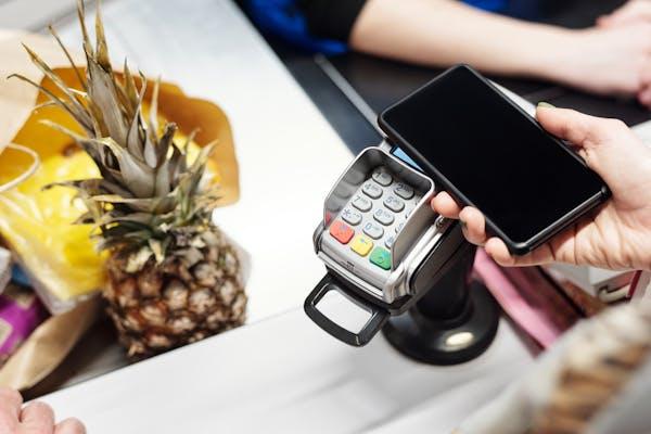 How to Pay Your Suppliers on Time Using Food Market Hub