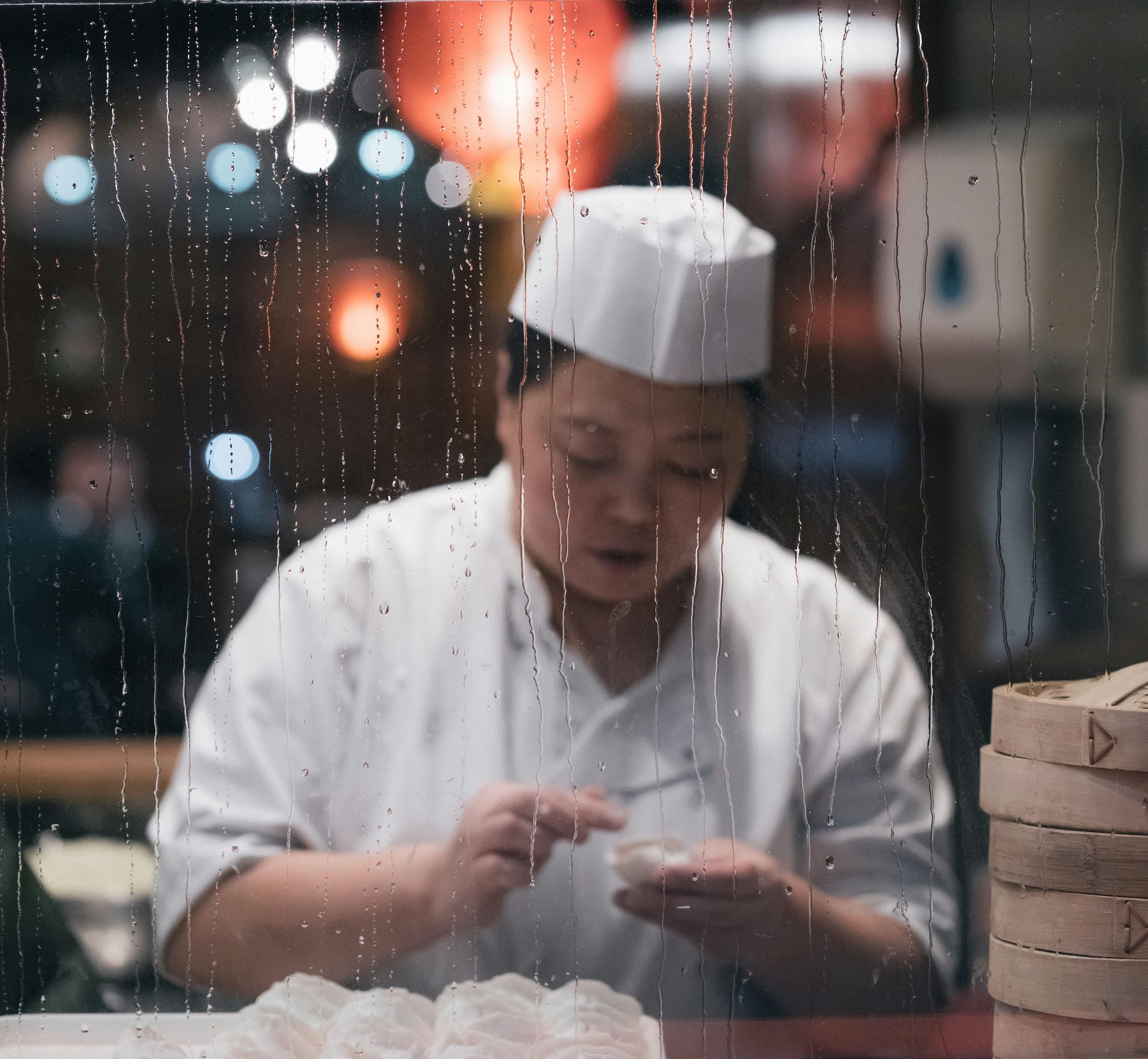 Maximising Restaurant Margins: How Timely Payments Unlock Discounts for Food Service Operators